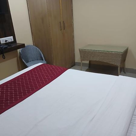 Blossoms Room Hotel Alekhya Residency- Luxury Lollection Haydarabad Dış mekan fotoğraf