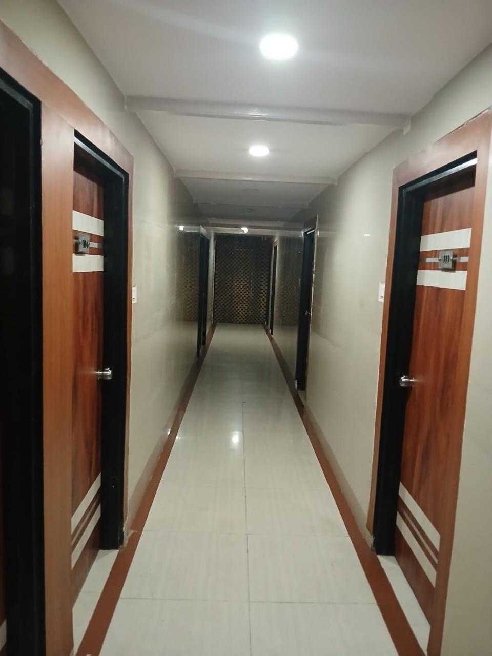 Blossoms Room Hotel Alekhya Residency- Luxury Lollection Haydarabad Dış mekan fotoğraf
