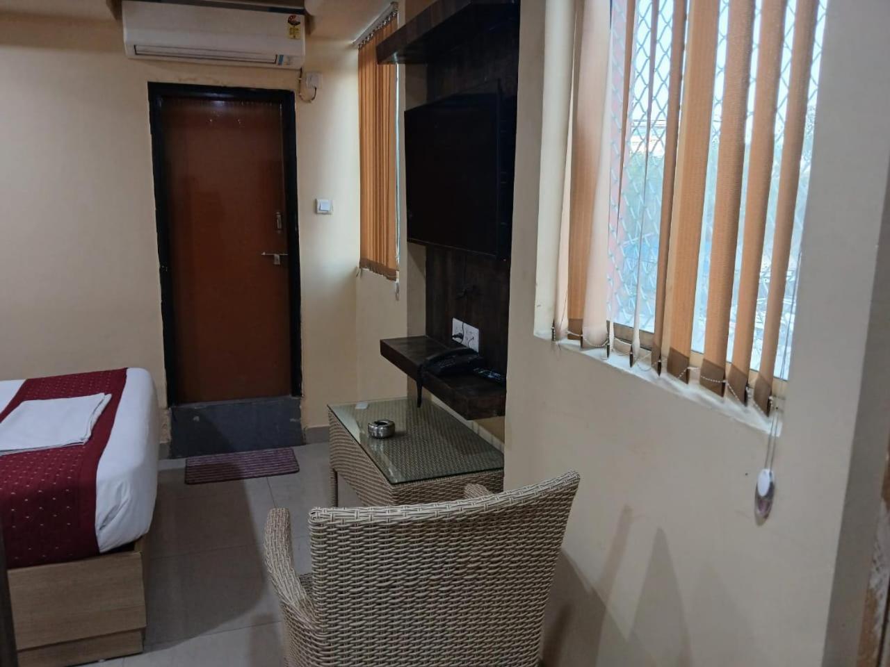 Blossoms Room Hotel Alekhya Residency- Luxury Lollection Haydarabad Dış mekan fotoğraf