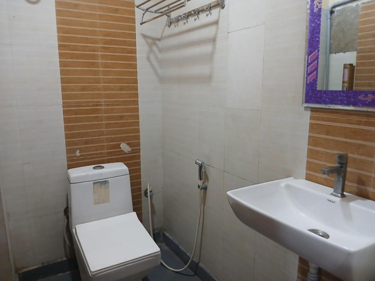 Blossoms Room Hotel Alekhya Residency- Luxury Lollection Haydarabad Dış mekan fotoğraf