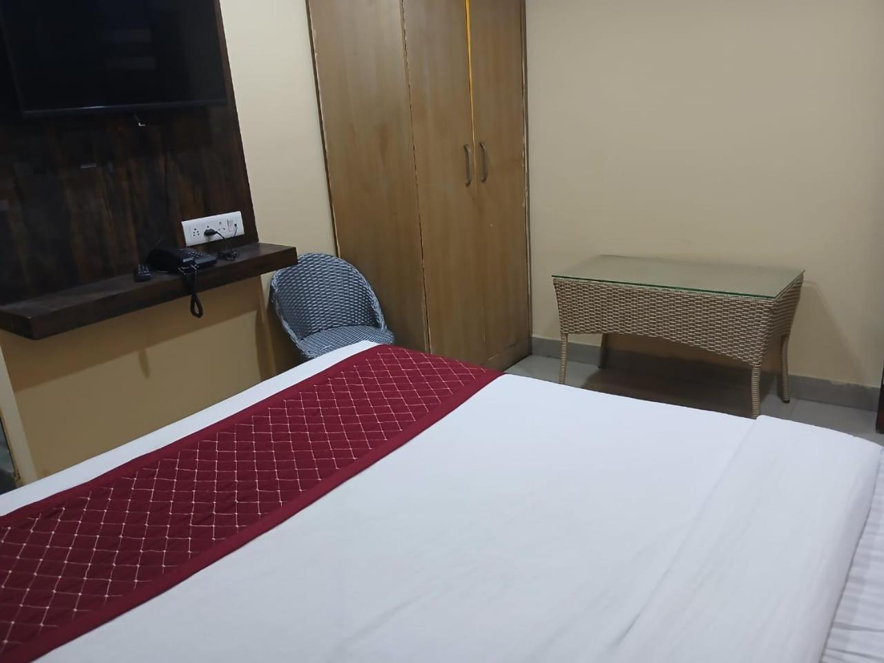 Blossoms Room Hotel Alekhya Residency- Luxury Lollection Haydarabad Dış mekan fotoğraf